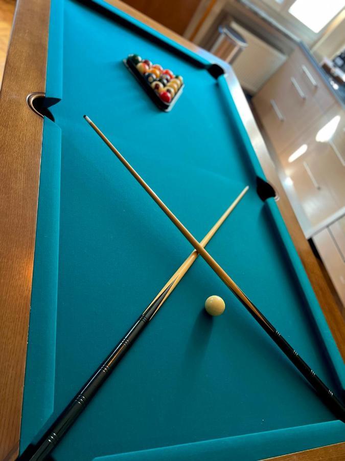 Апартаменти Capsule Casino - Jacuzzi - Billard - Netflix - Console & Jeux Монс Екстер'єр фото